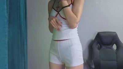 Watch ClareTerney Live On Cam