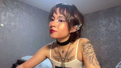 Watch DivinaClack Live On Cam