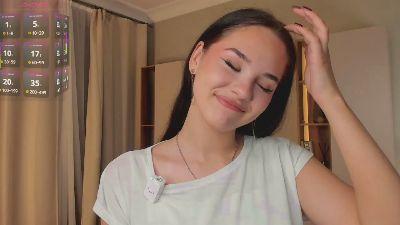 Watch EleanoraMarton Live On Cam