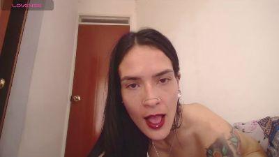 Watch EmmaHerby Live On Cam