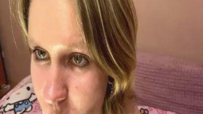Watch IleenCostell Live On Cam
