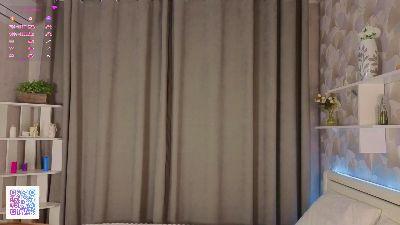 Watch KattieSao Live On Cam