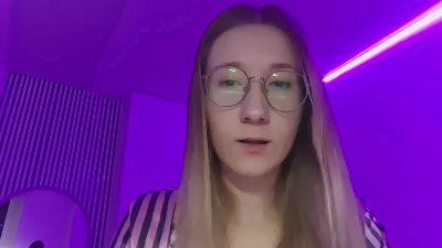 Watch KendraBertel Live On Cam