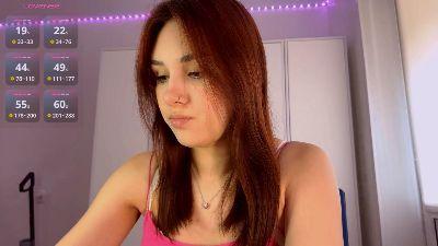 Watch LeiaTasse Live On Cam