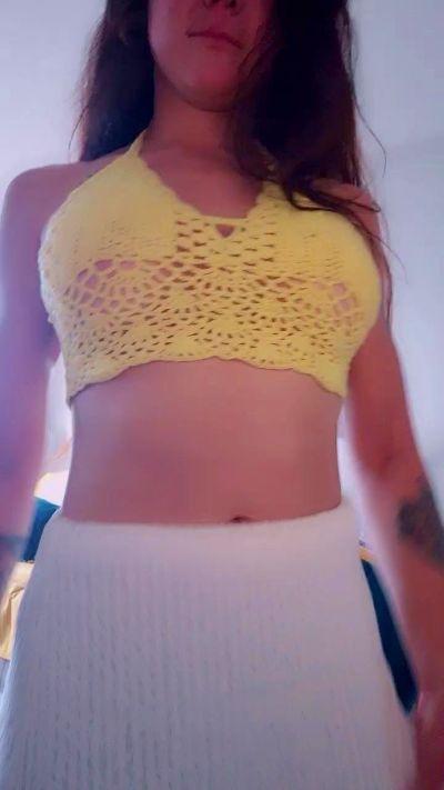 Watch LissaBoob Live On Cam