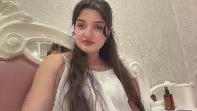 Watch LizPabelick Live On Cam