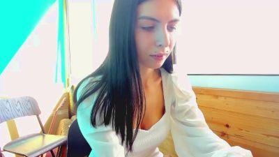 Watch PhilippaDowey Live On Cam