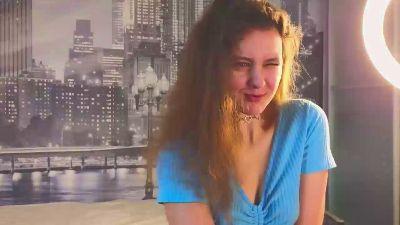 Watch RoxyFever Live On Cam