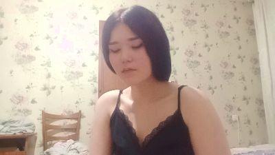Watch ThanhDorge Live On Cam