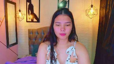 Watch lizzie_sweets Live On Cam