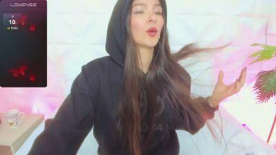 Watch lucero_evanss Live On Cam