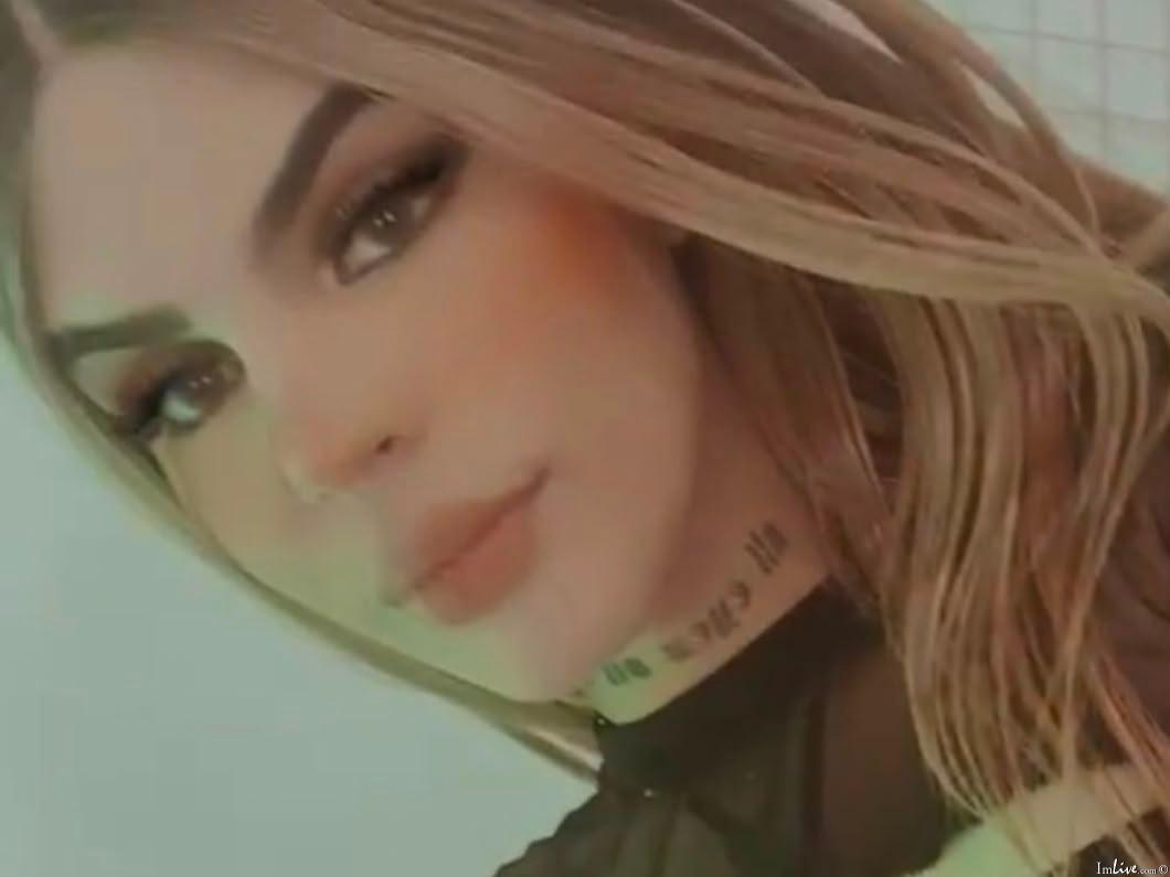 Watch Imvalen Live On Cam