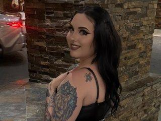 Watch AmberKing Live On Cam