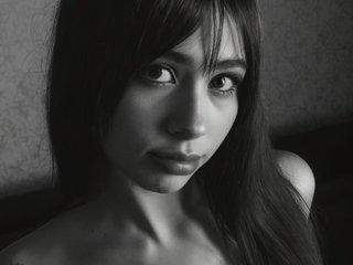 Watch AriiaTyler Live On Cam