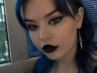 Watch MillieRose_xo22 Live On Cam