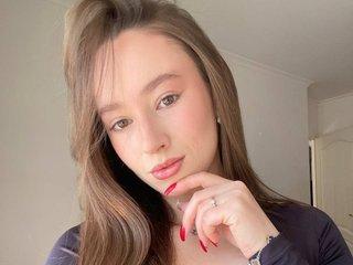 Watch MindBender Live On Cam