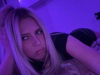 Watch blondieangel67 Live On Cam