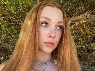 Watch chloeb8ker Live On Cam