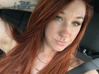 Watch savannahsiren Live On Cam