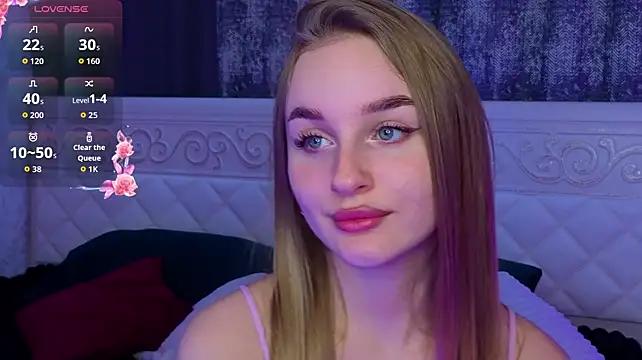 Watch Alice_Stacy Live On Cam