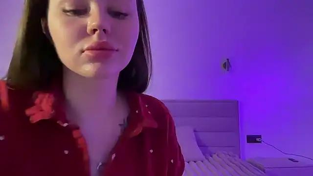 Watch AlmaryKim Live On Cam