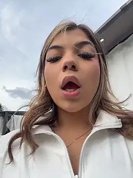 Watch AngelBlushXXX Live On Cam