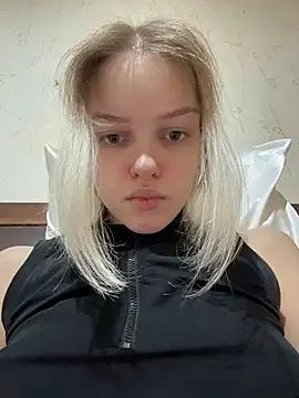 Watch AshleyMur Live On Cam