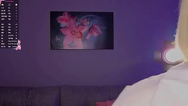 Watch Eva_kiki Live On Cam