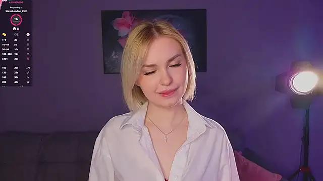 Watch Eva_kiki Live On Cam
