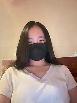 Watch Gwen879 Live On Cam