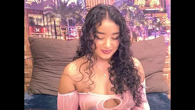 Watch IndianAngel4u Live On Cam
