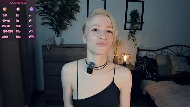 Watch JanettePerro Live On Cam