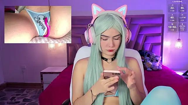 Watch LiaGames Live On Cam
