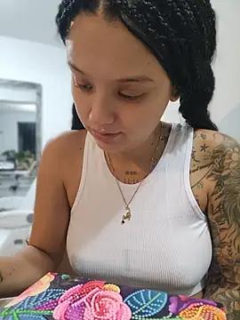 Watch LorenRosse Live On Cam