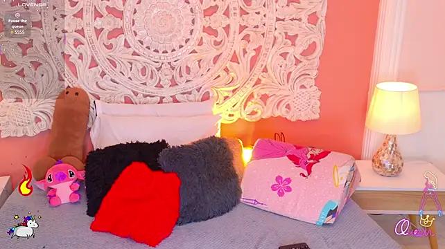 Watch MalaikaBrown Live On Cam