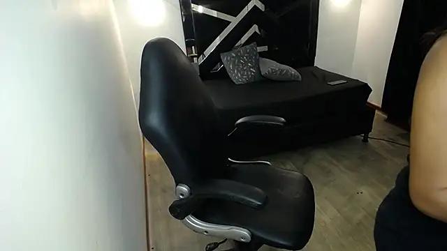 Watch MarianaRojas_ Live On Cam