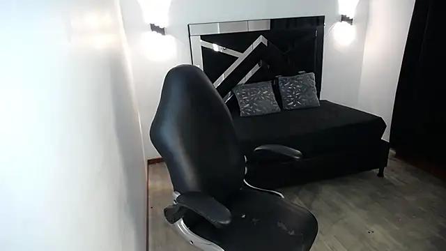 Watch MarianaRojas_ Live On Cam