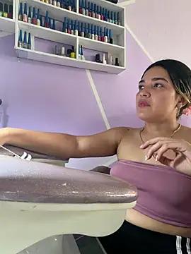 Watch Sarita-candy Live On Cam