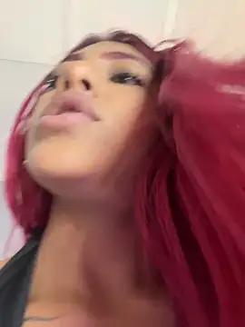Watch SinLunaXXX Live On Cam