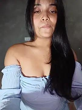 Watch _Estrellita_ Live On Cam